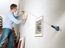Bosch line and dot laser level5
